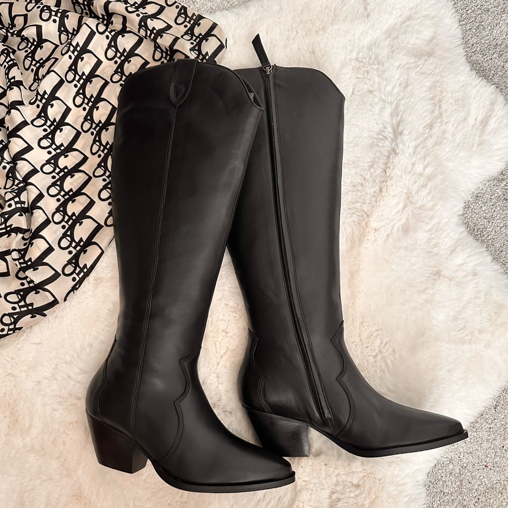 Journee Signature Pryse boot 7